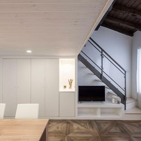 Luxury Apartment Milano Centro Luaran gambar