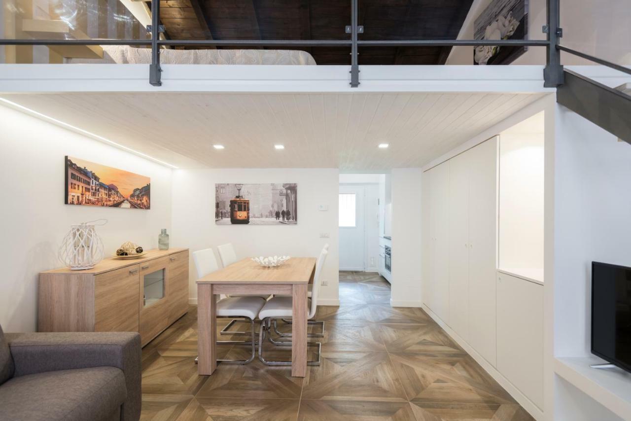 Luxury Apartment Milano Centro Luaran gambar