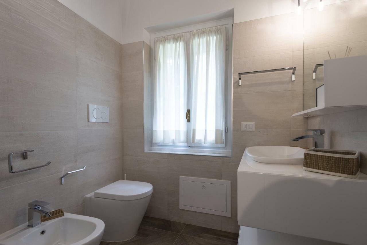 Luxury Apartment Milano Centro Luaran gambar